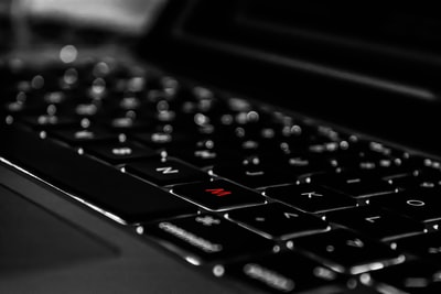 コンピューターのキーボードでファンクションキーを使用する方法